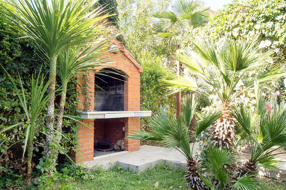 Villa Pinocchio Podstrana Exterior foto